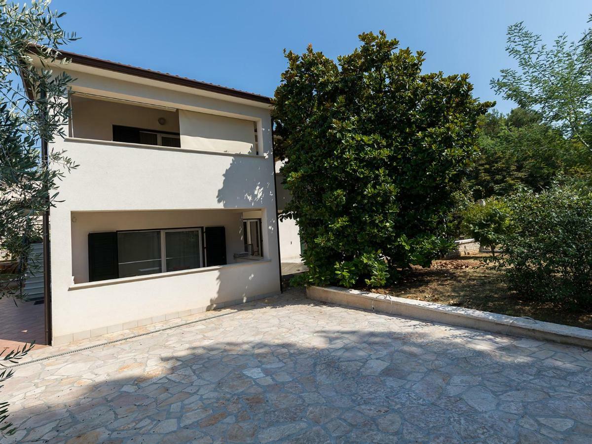 Magnolia - Modern Apartment Near City Center And Sea Poreč Exteriér fotografie